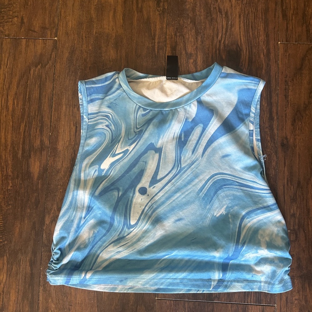 SHEIN Blue Graphic Crop Tank Top